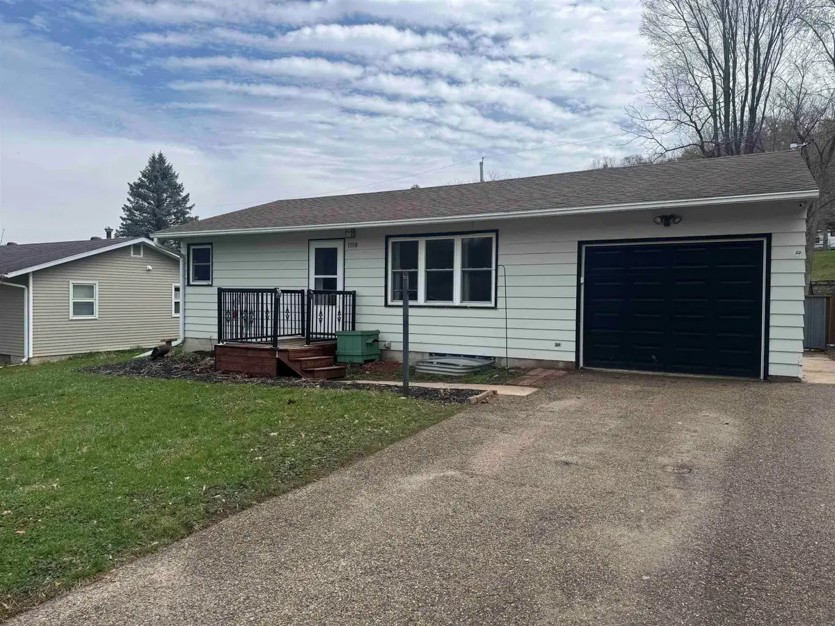 1110 S Mill Street, Decorah, IA 52101 - #1