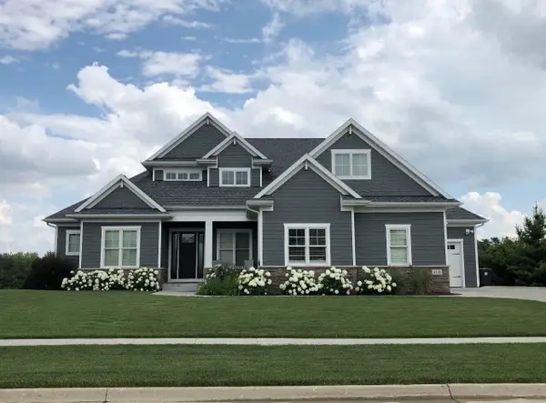 4141 Wynnewood Drive, Cedar Falls, IA 50613