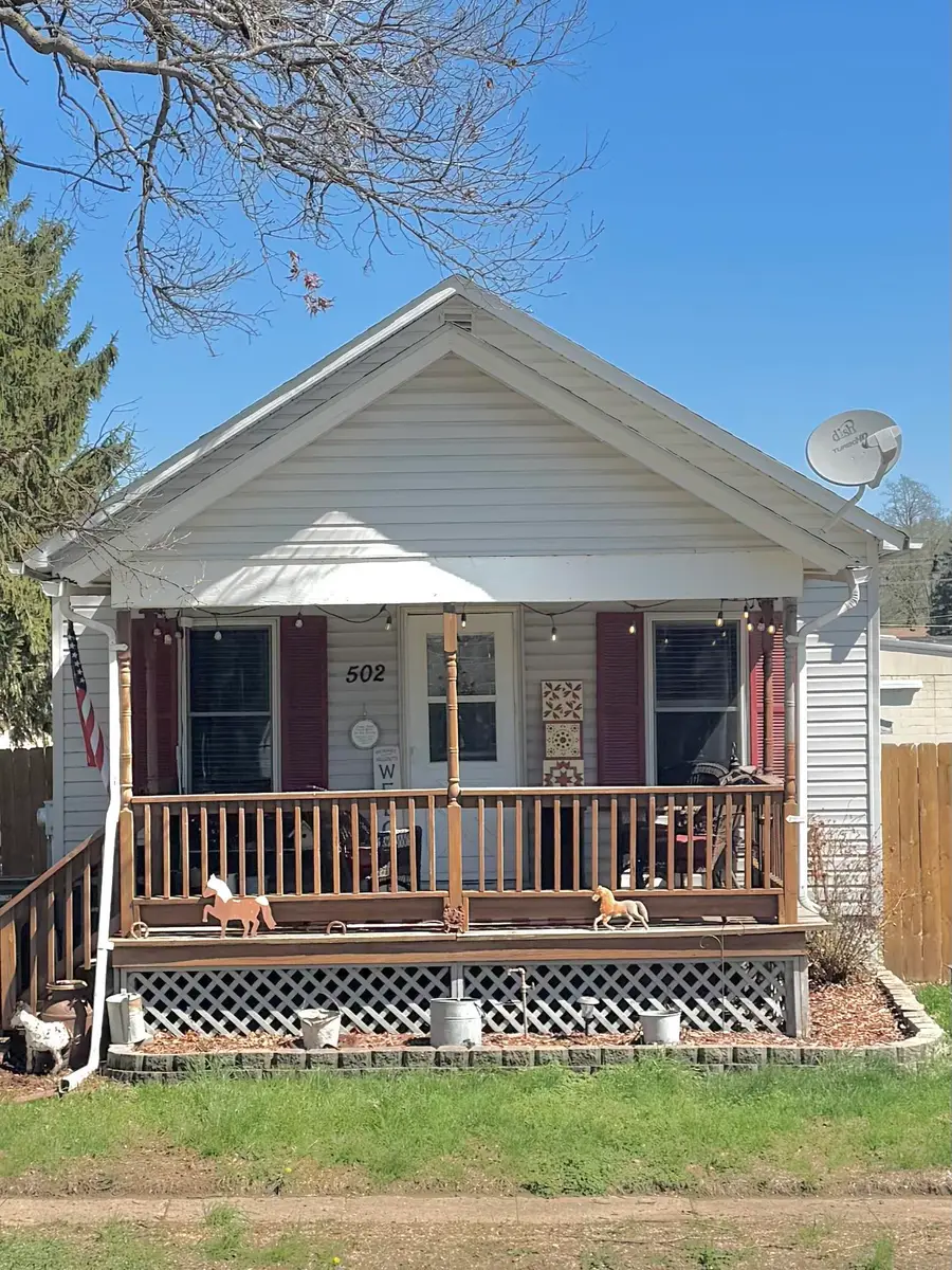 502 1st St, La Porte City, IA 50651 - #2
