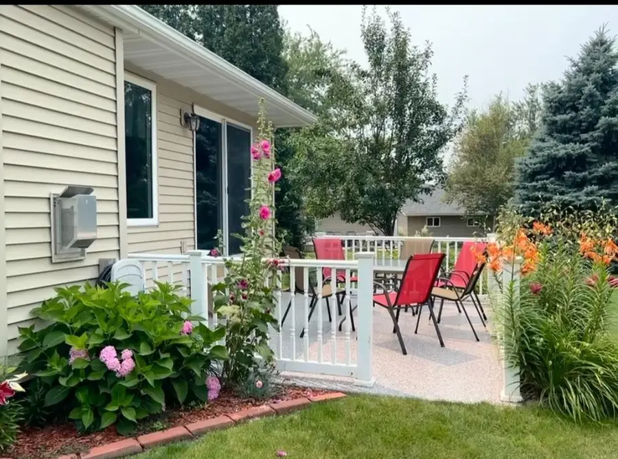 5702 Daisy Drive, Waterloo, IA 50701 - #2