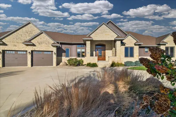 7210 Wagner Road, Cedar Falls, IA 50613