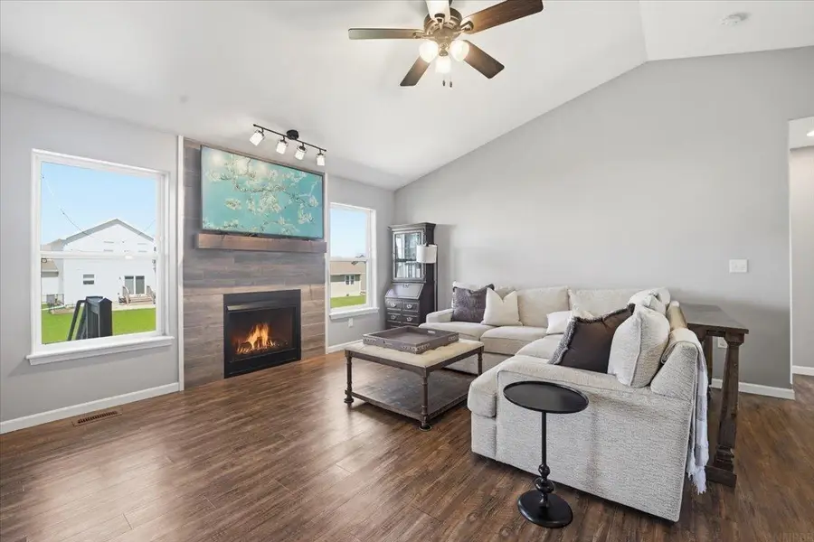 1115 Algonquin Drive, Cedar Falls, IA 50613 - #3