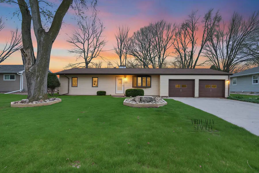 4317 Hillside Drive, Cedar Falls, IA 50613 - #2