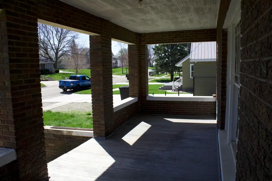 713 S Adams Street, Wellsburg, IA 50680 - #3