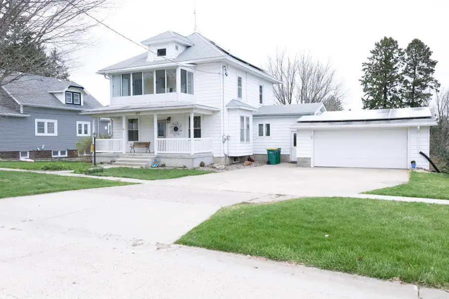 207 Truman Street, Luana, IA 52156 - #2
