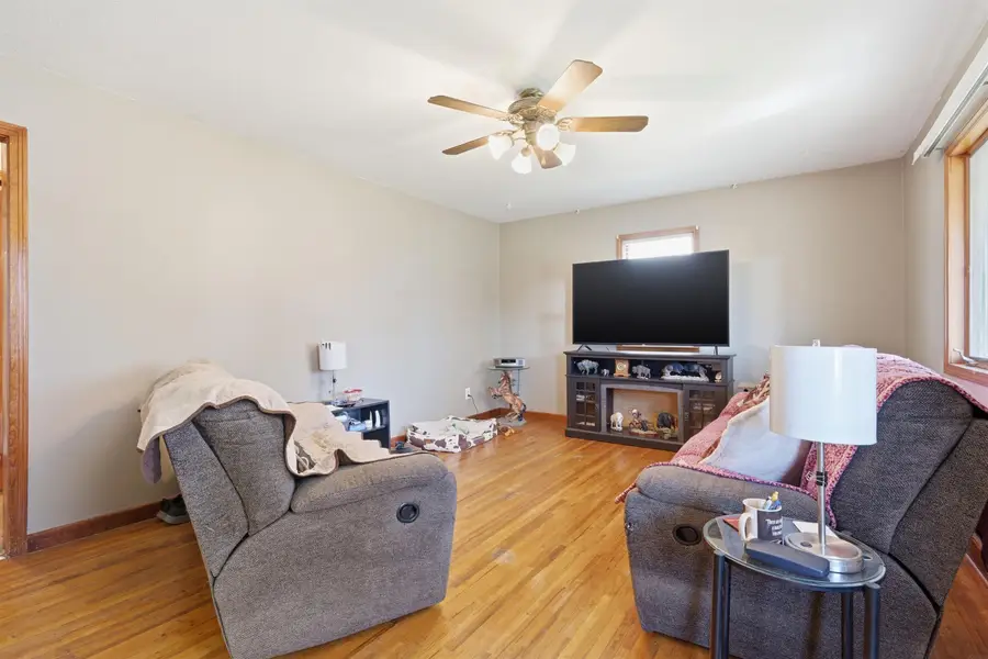 903 NE Park Avenue, Independence, IA 50644 - #3