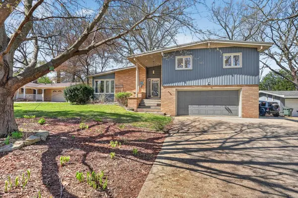 324 Progress Avenue, Waterloo, IA 50701