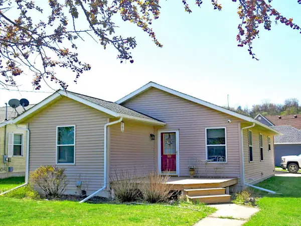 801 River Street, Decorah, IA 52101