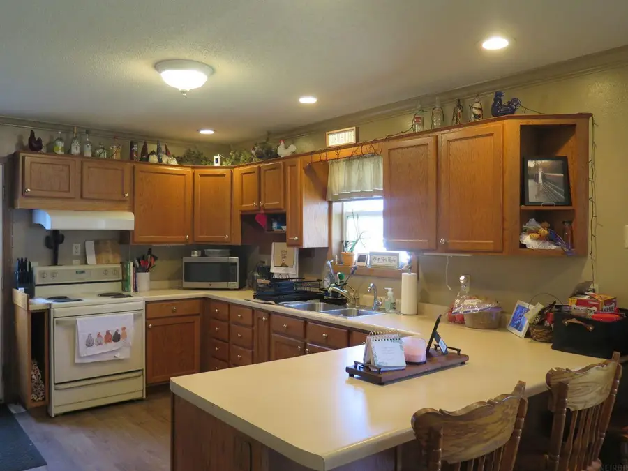 801 River Street, Decorah, IA 52101 - #3