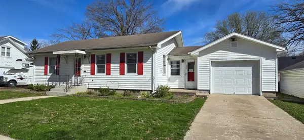 604 N Iowa Street, Charles City, IA 50616