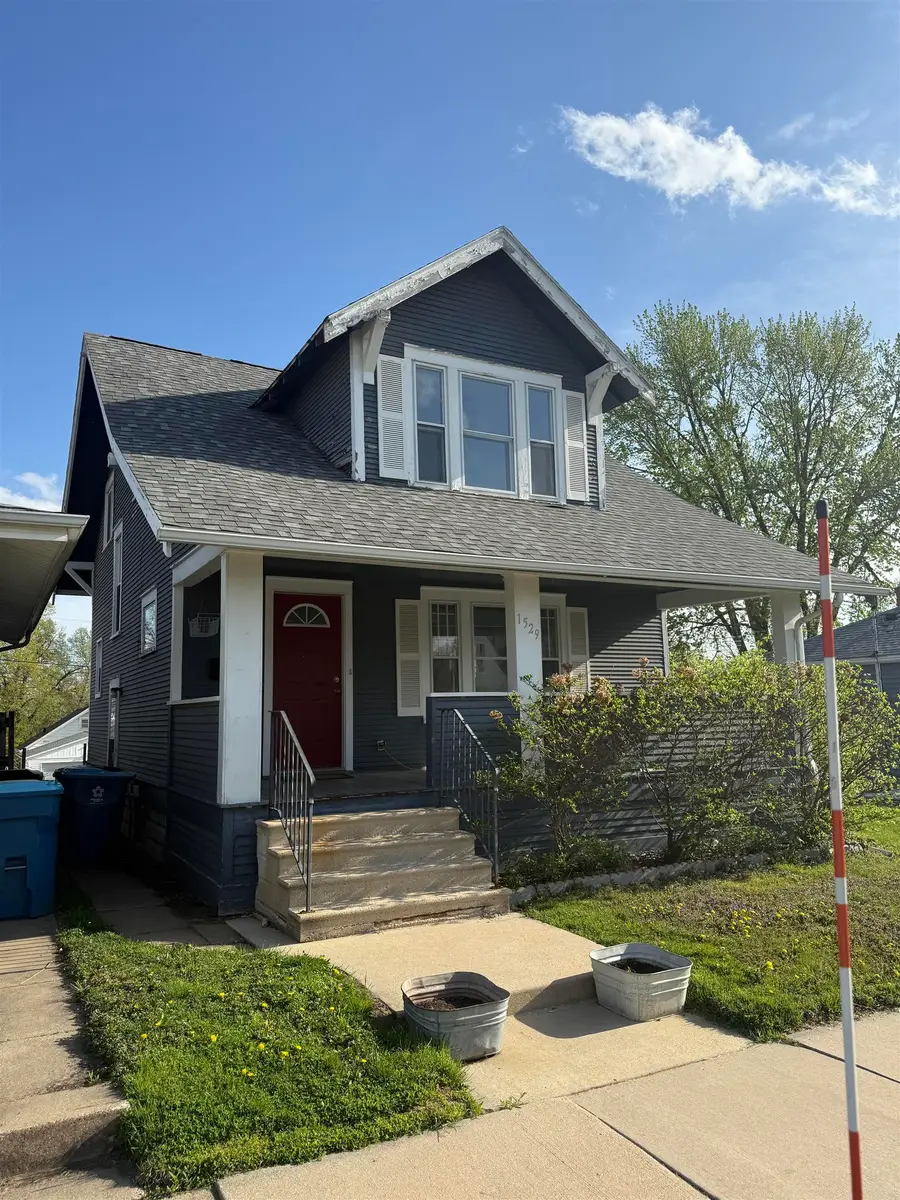 1529 Hawthorne Avenue, Waterloo, IA 50702 - #2