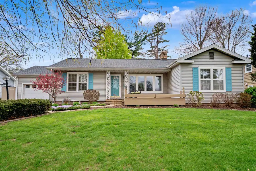 207 Martin Road, Waterloo, IA 50701 - #2