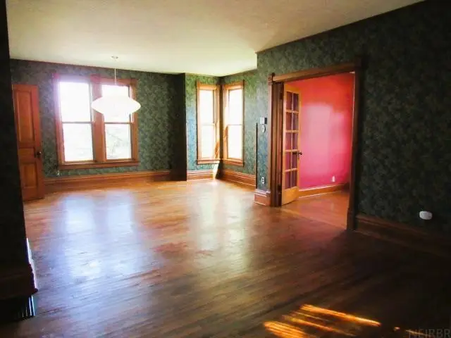 308 N Chestnut Street, Monticello, IA 52310 - #3