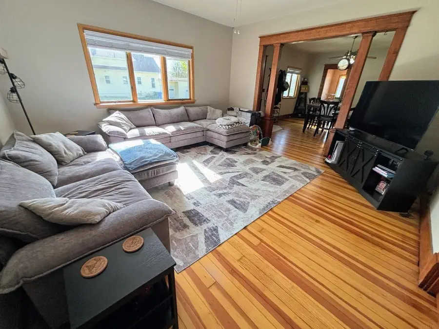 631 Gillette Avenue, Cresco, IA 52136 - #2