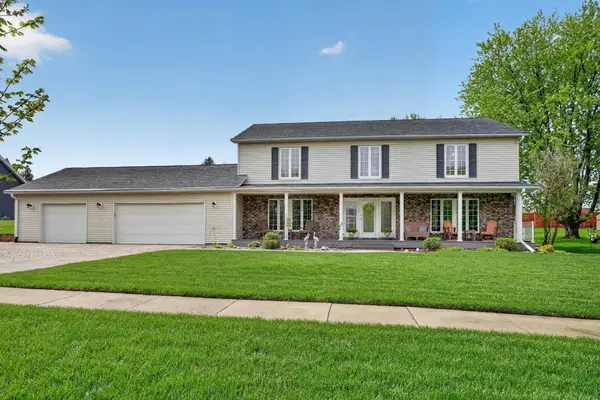 2124 Minnetonka Drive, Cedar Falls, IA 50613