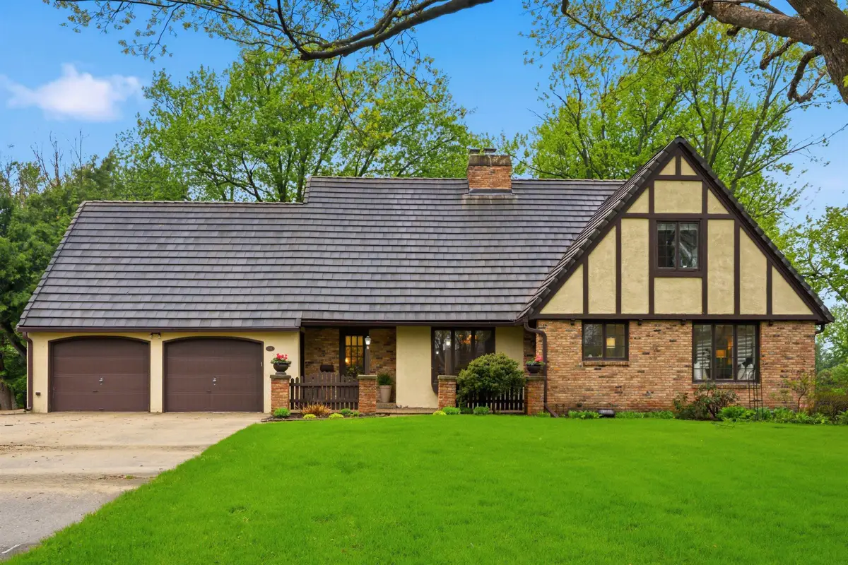 314 Lillian Lane, Waterloo, IA 50701 - #1