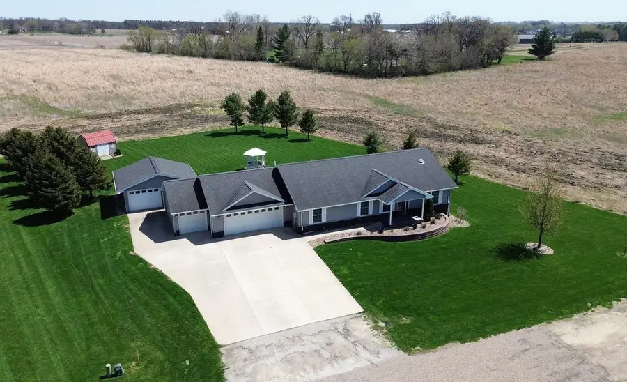 1210 N Walnut Street, Sumner, IA 50674 - #2