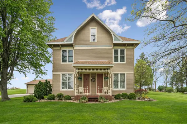 5736 Hammond Avenue, Waterloo, IA 50701