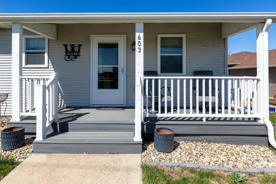 603 4th Ave., Parkersburg, IA 50665 - #2