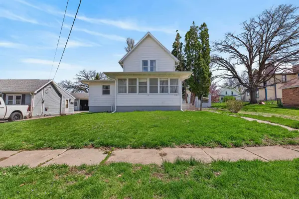 105 Taylor Street, Traer, IA 50675