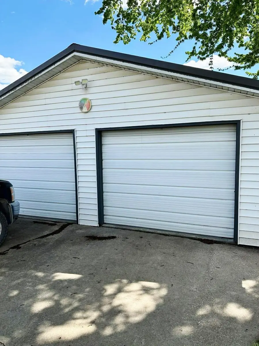 1100 18th Avenue, Charles City, IA 50616 - #3