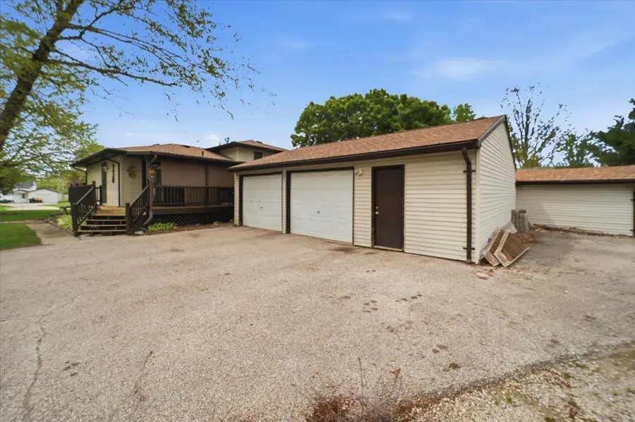 215 River Forest Road, Evansdale, IA 50707 - #2