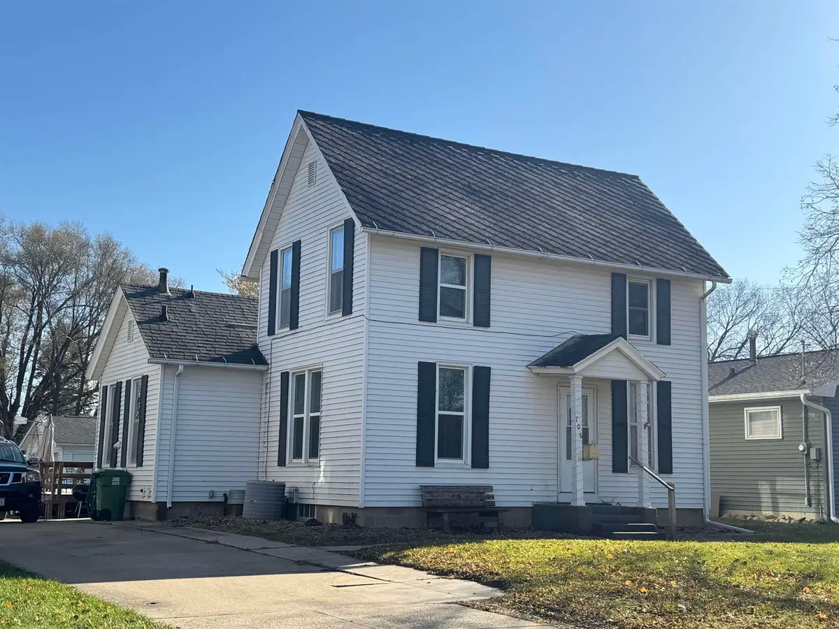 706 Allison, Charles City, IA 50616 - #1