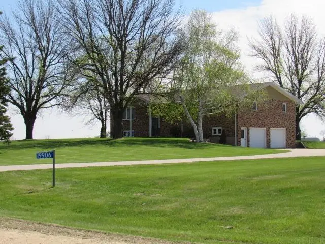19906 Military Road, Monticello, IA 52310 - #2