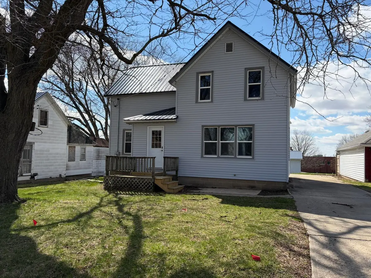 709 S Madison Street, Wellsburg, IA 50680 - #1