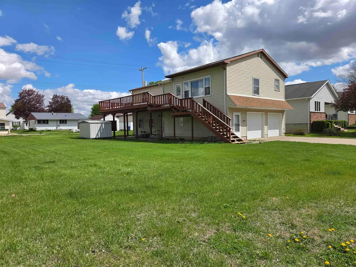 619 N 2nd Street, Guttenberg, IA 52052 - #1