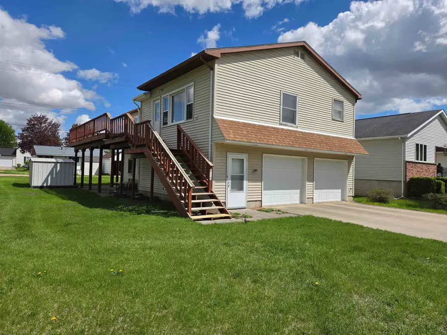 619 N 2nd Street, Guttenberg, IA 52052 - #2