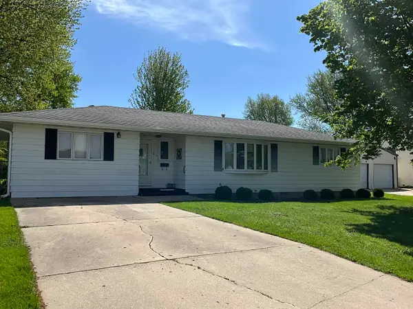 214 Auburn Street, West Union, IA 52175