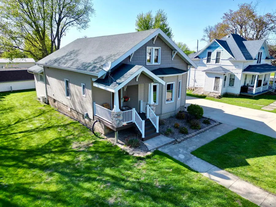 303 S West Street, Calmar, IA 52132 - #2