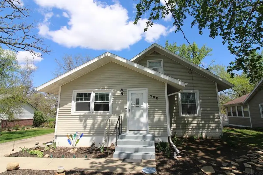 708 17th Avenue, Eldora, IA 50627 - #2
