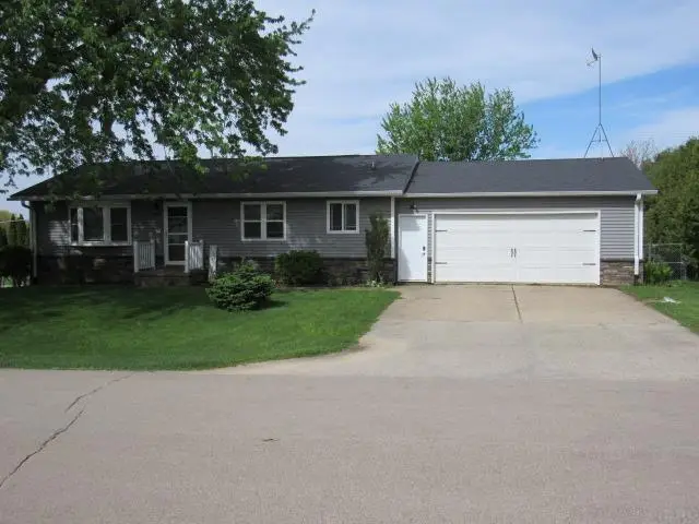 21121 Western Drive, Monticello, IA 52310 - #1
