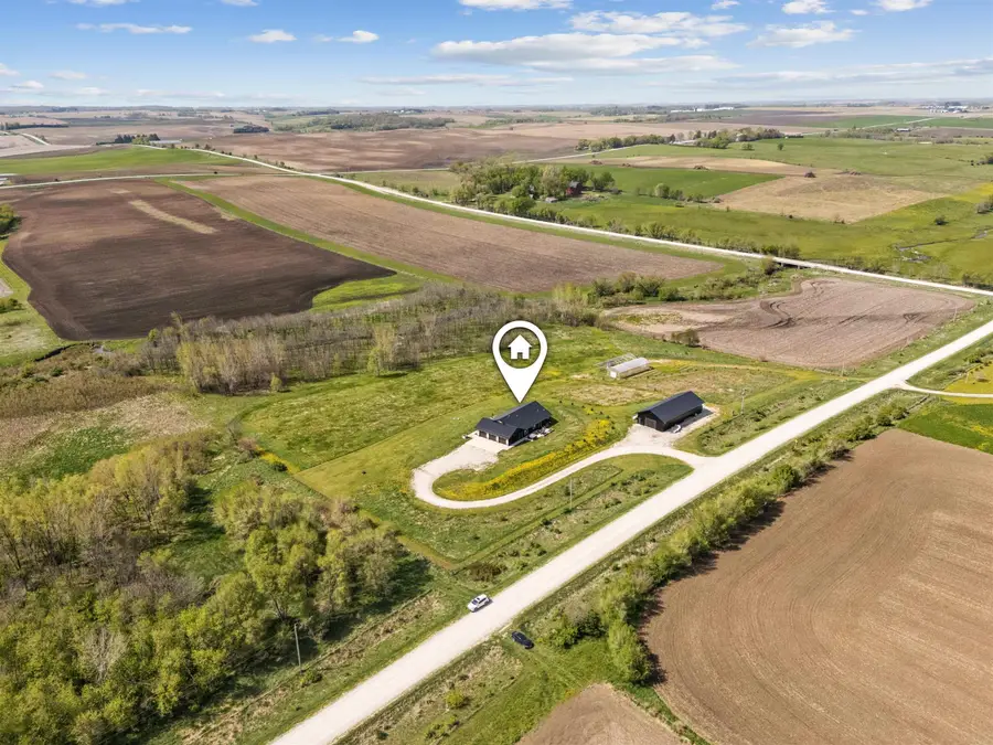 2427 Dry Run Road, Decorah, IA 52101 - #3