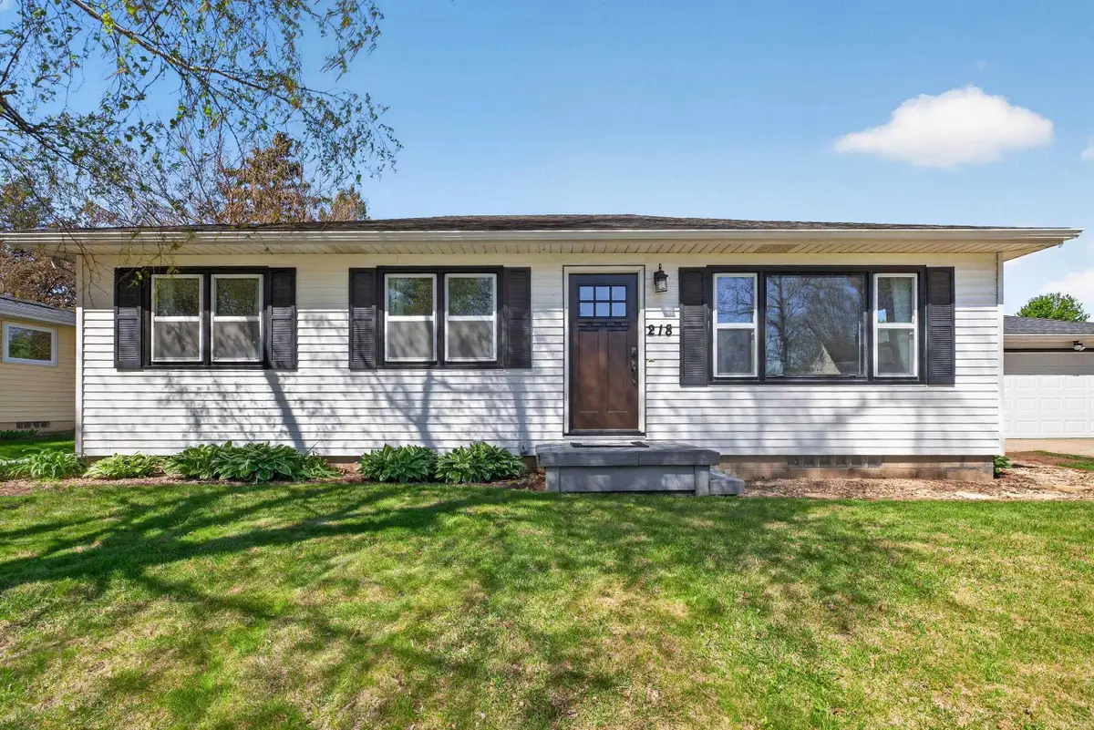 218 N Genevieve Street, Cedar Falls, IA 50613 - #1
