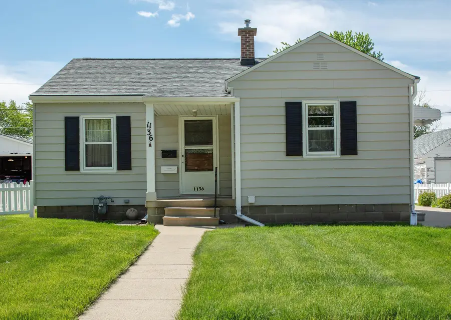 1136 Cornwall Ave, Waterloo, IA 50702 - #3