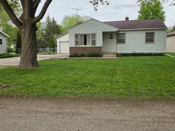 410 3rd Street, Washburn, IA 50702
