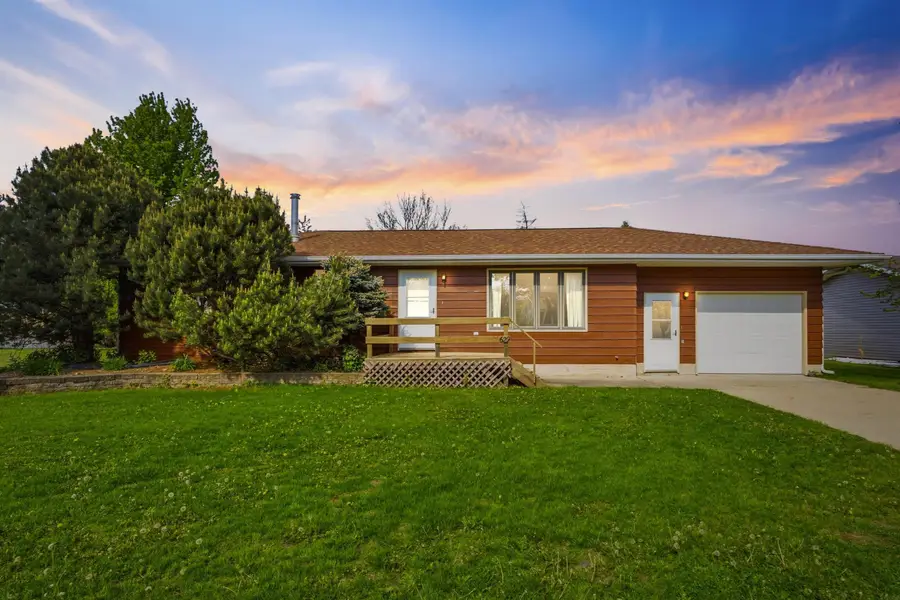 629 West Street, Plainfield, IA 50666 - #3