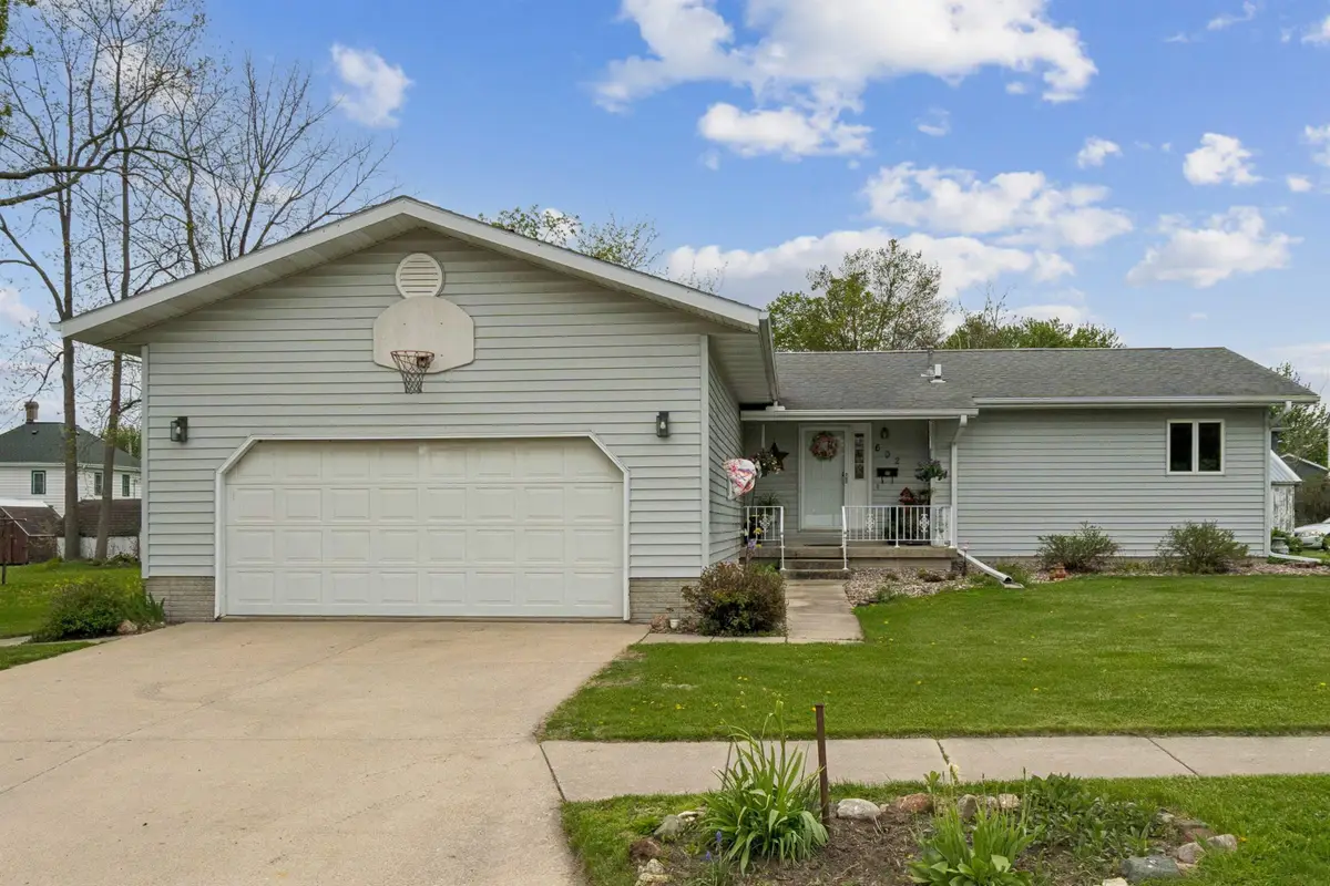 602 S Egbert Street, Monona, IA 52159 - #1