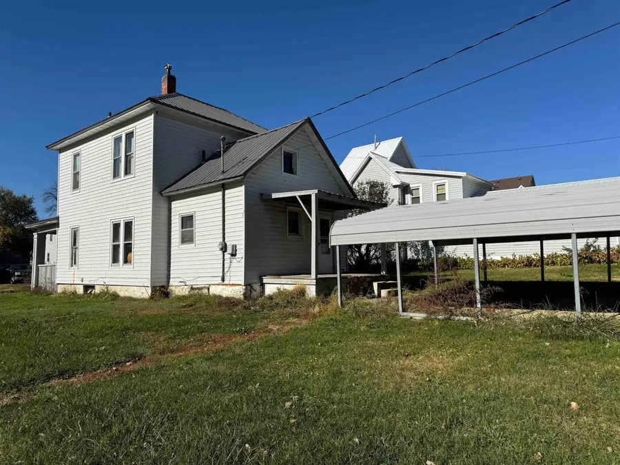 229 SE 4th Avenue, Oelwein, IA 50662 - #2