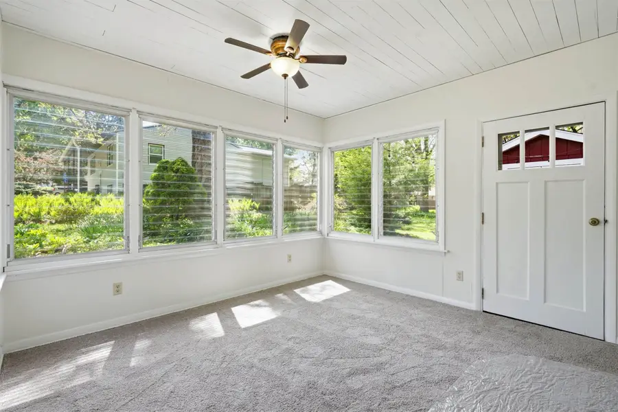 516 Forrest Road, Cedar Falls, IA 50613 - #3
