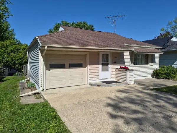 404 7th Ave Se, Oelwein, IA 50662