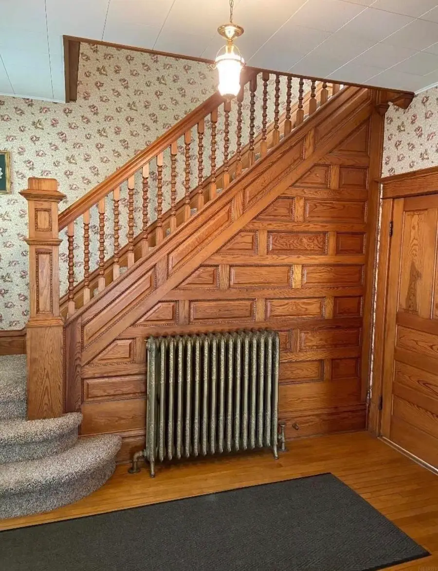 355 SE 2 Street, New Albin, IA 52160 - #2
