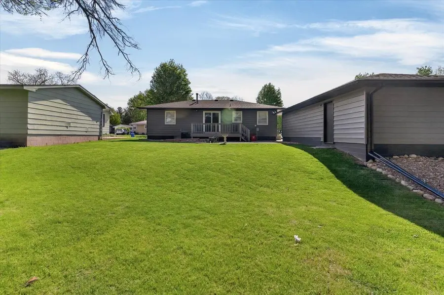 1007 12th Street, Grundy Center, IA 50638 - #3