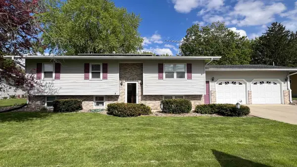 404 Birch Drive, Fredericksburg, IA 50630