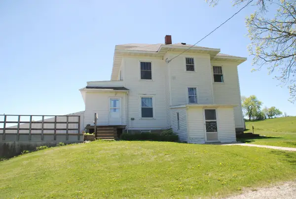 13915 I Avenue, Fayette, IA 52142