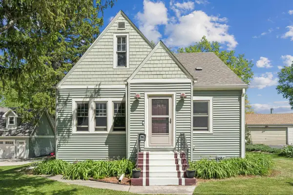 2618 Cedar Heights Drive, Cedar Falls, IA 50613