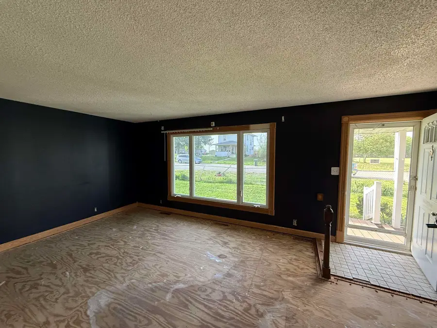 415 3rd Street, Dumont, IA 50625 - #3
